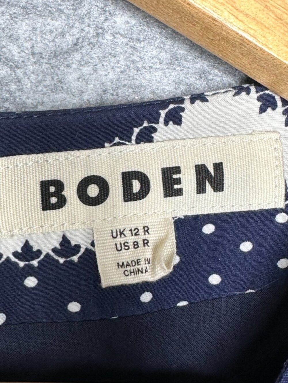 Boden Scallop Stripe Dress in French Navy Sz: 12 - Picture 10 of 10